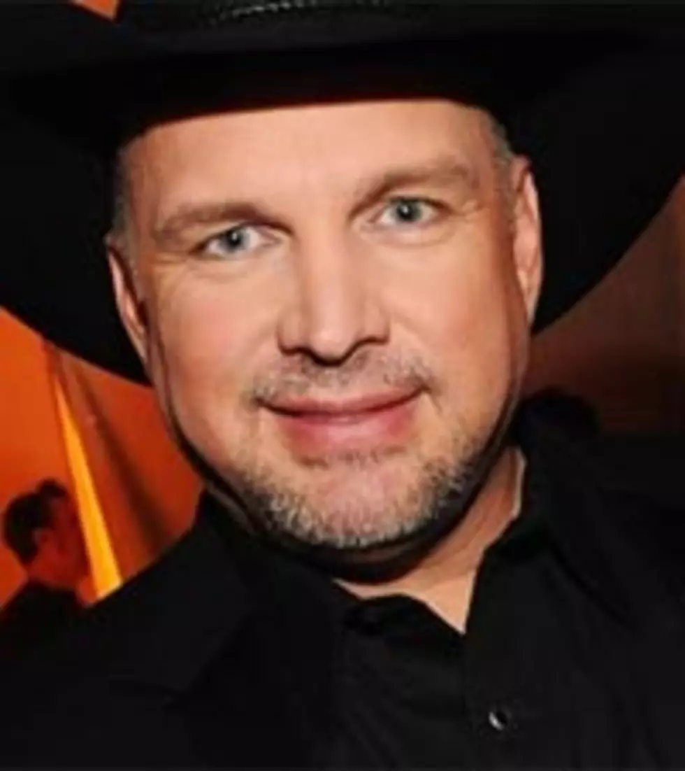 Garth Brooks to Join Songwriters Hall of Fame