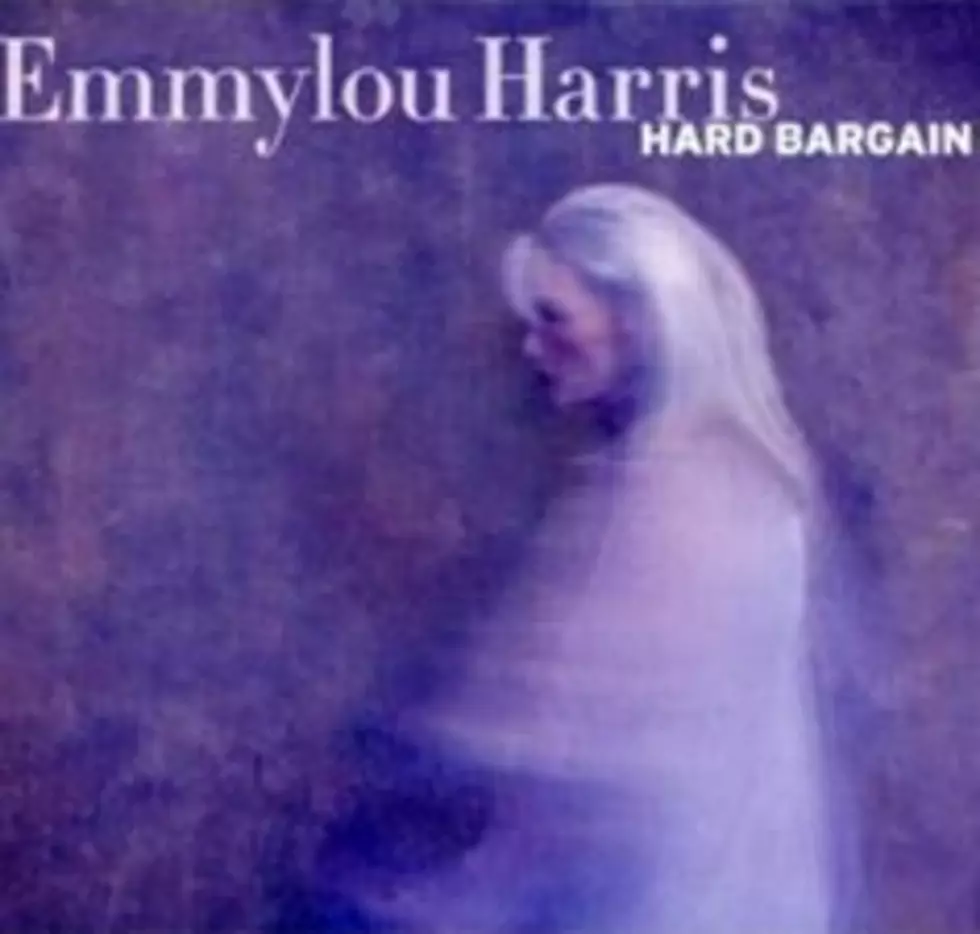 Emmylou Harris’ ‘Hard Bargain’ Debuts at No. 3 on Country Chart