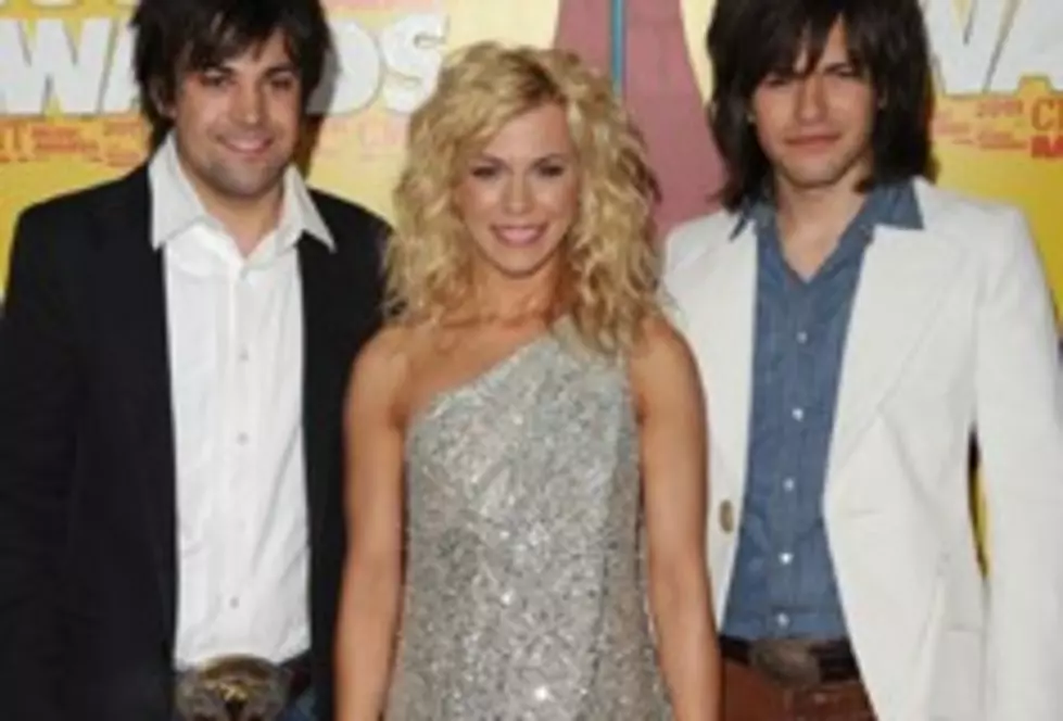 The Band Perry’s ‘You Lie’ Goes Gold