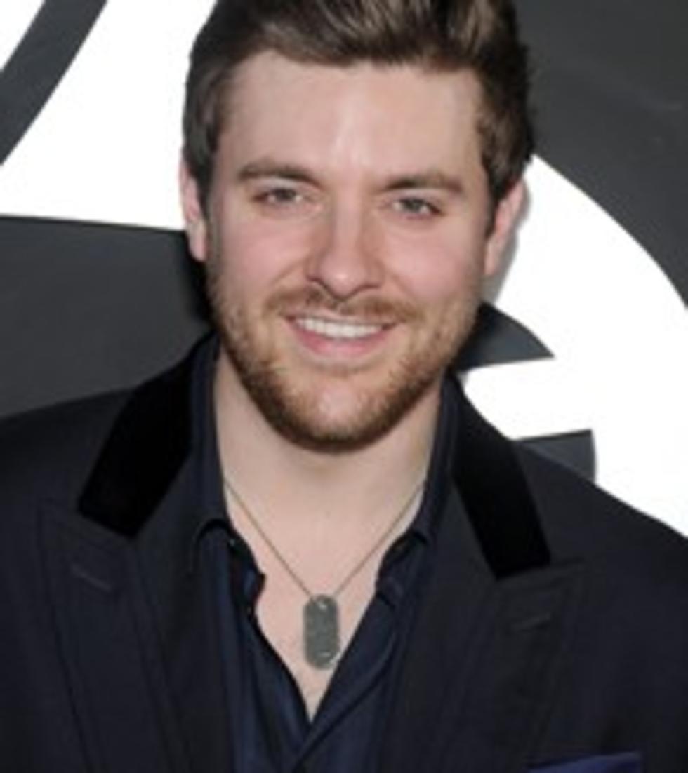 Chris Young Has a Gift for Giving