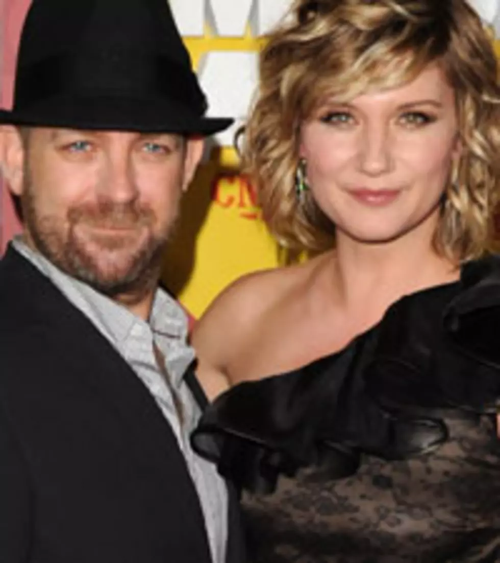 Sugarland Planning Own Private Memorial for Indiana Victims