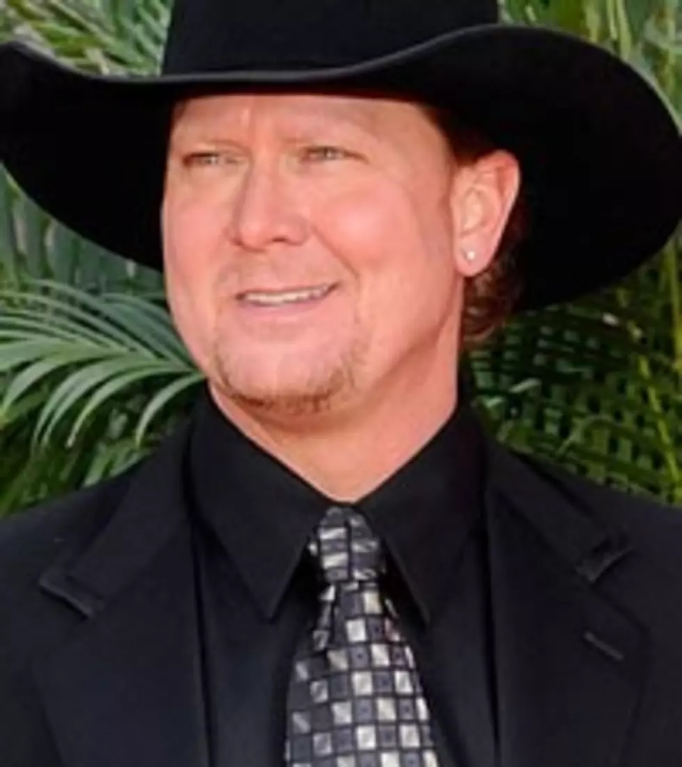 Tracy Lawrence Scores a Musical Touchdown