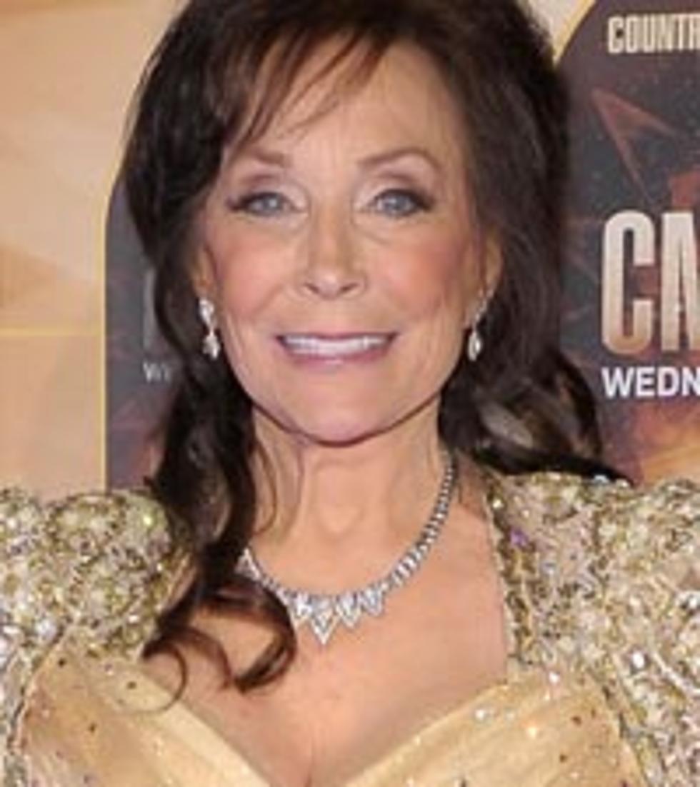 Loretta Lynn Recovering at Home After ‘One Scary Night’