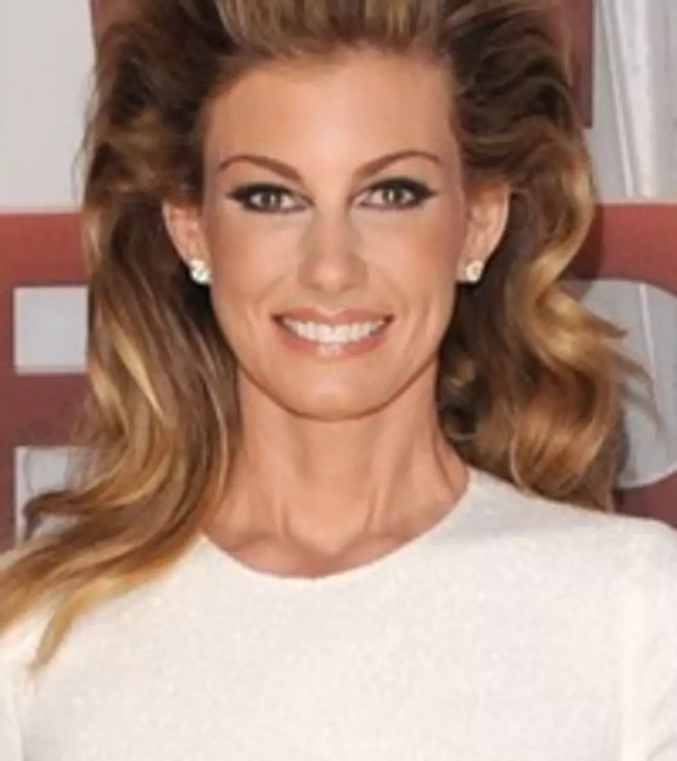Faith Hill Among Celebrities Sharing Thanksgiving Recipes