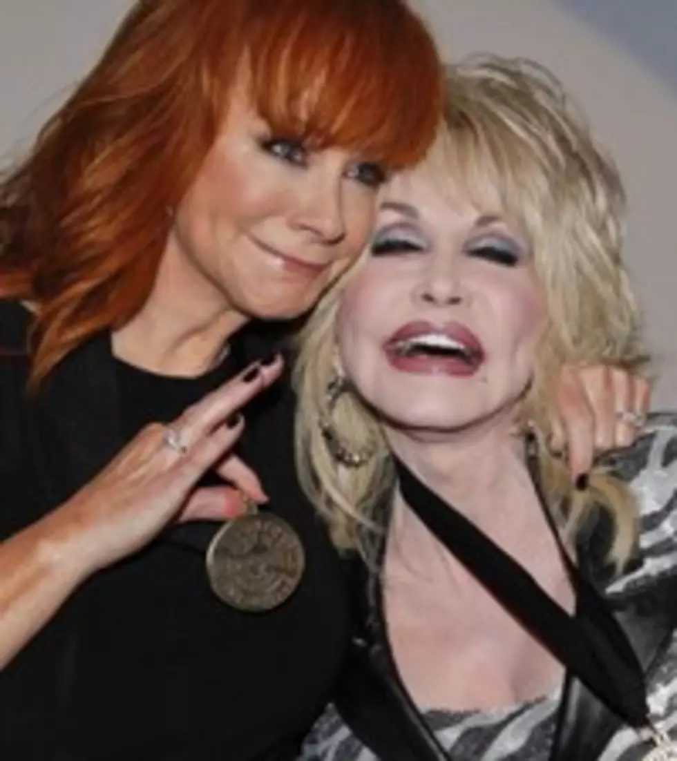 Dolly, Reba + Taylor&#8217;s Fashion Forward Moments Remembered