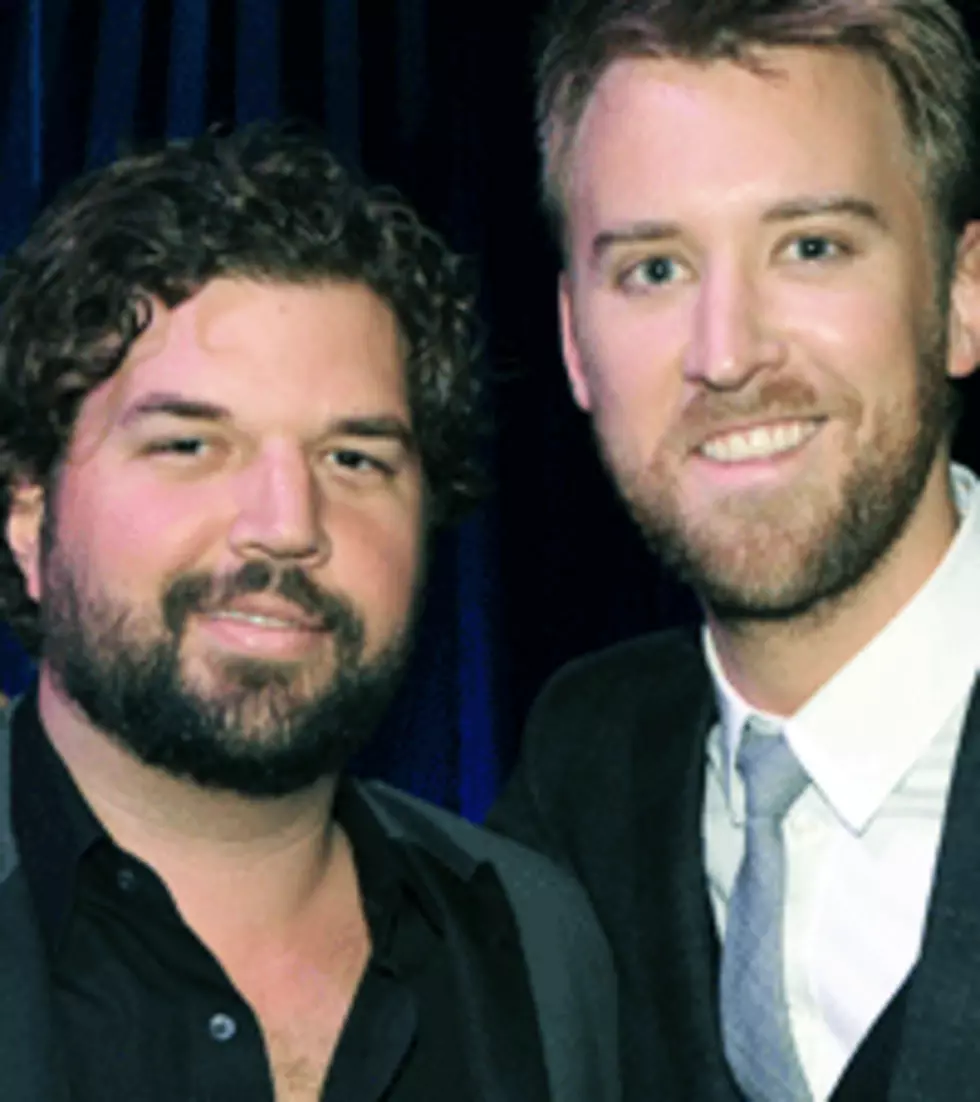Lady Antebellum&#8217;s Charles Kelley Fractures Finger