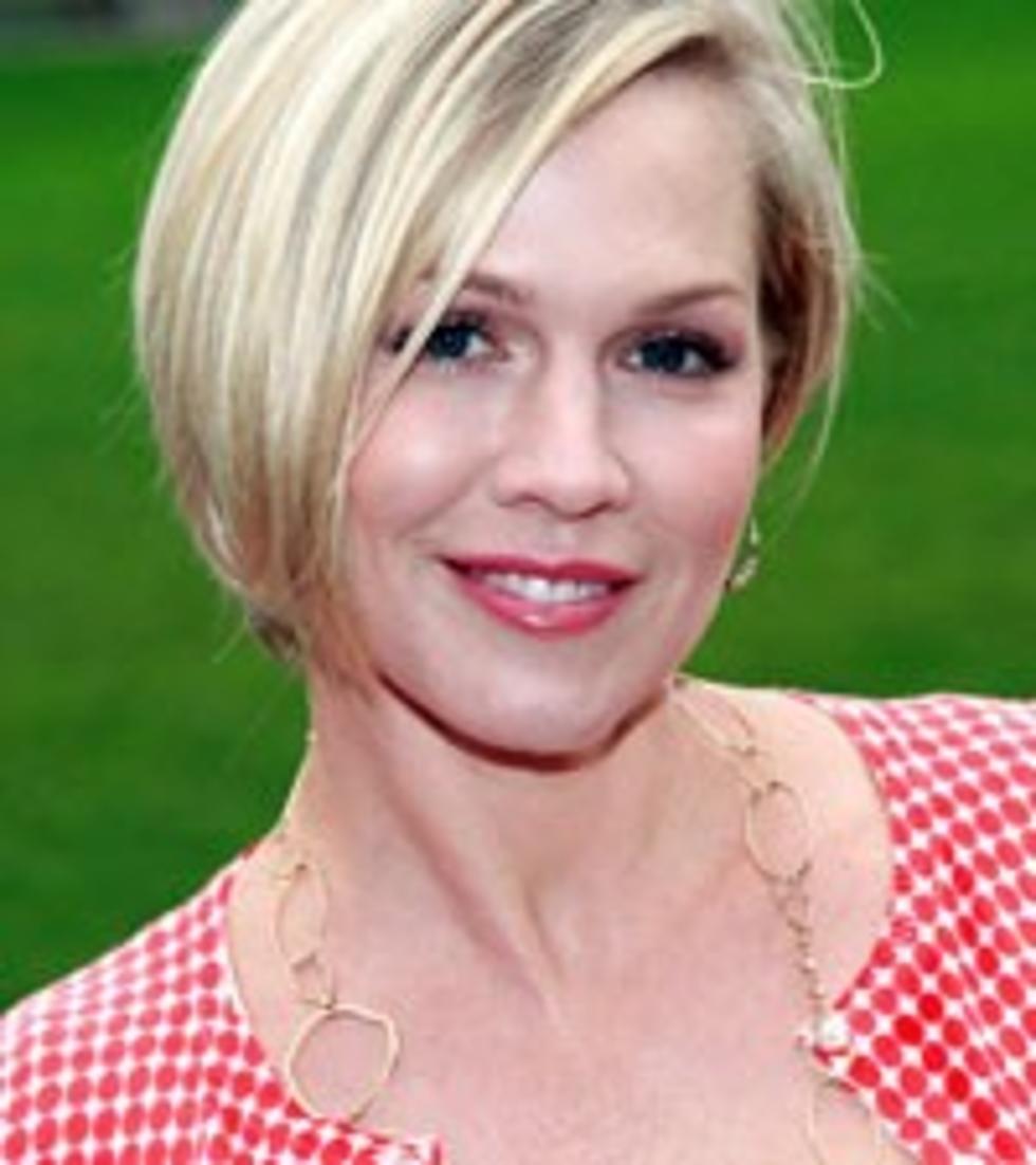 Jennie Garth Reality Show to Air on CMT