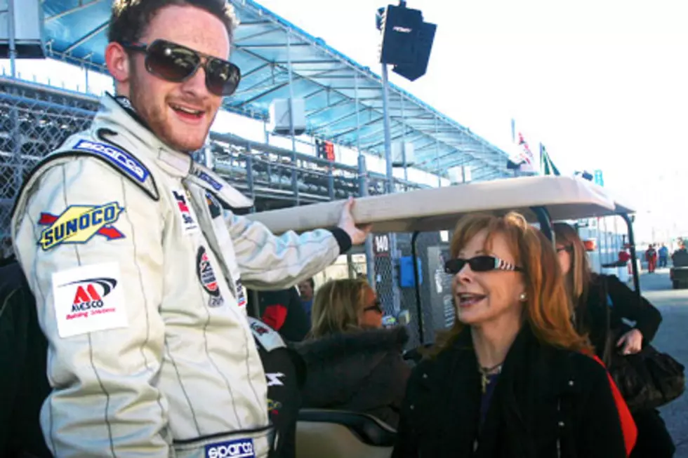 Reba’s Son Shelby to Race on Eve of ACMs With Mom in the Pits