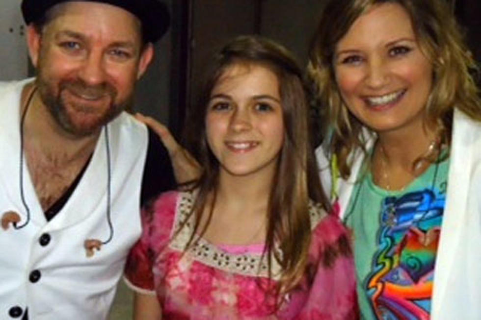 Sugarland Duet With 11-Year-Old Aspiring Singer in Virginia