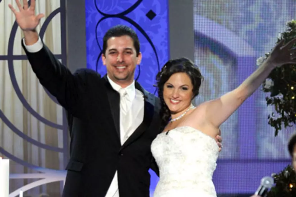 ACM Awards Wedding Goes Off Without a Hitch (VIDEO)