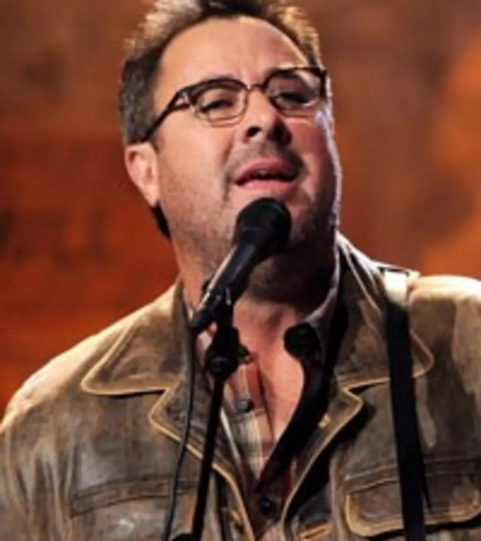 Vince Gill Discouraged by ‘Mind-Numbing’ Country Music