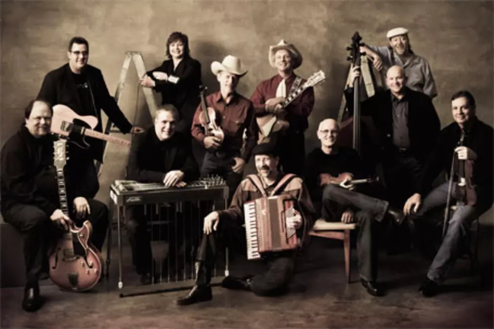 The Time Jumpers With Vince Gill Sign Record Label Deal