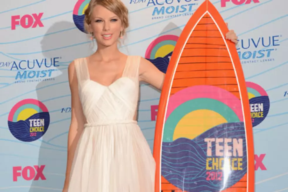 Teen Choice Awards 2012 Dominated by &#8216;Twilight&#8217; and Taylor Swift