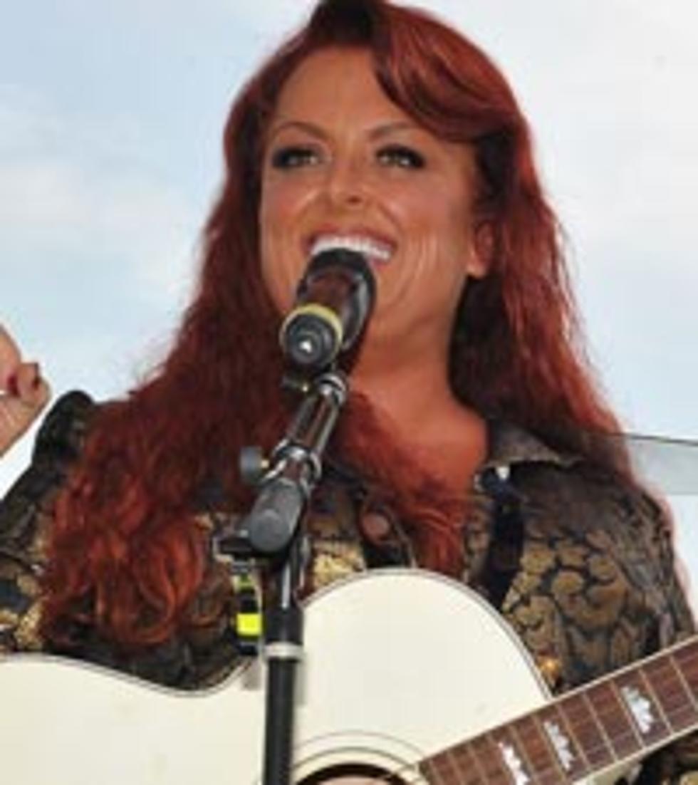 Wynonna Judd Resumes Tour Following Husband’s Motorcycle Accident