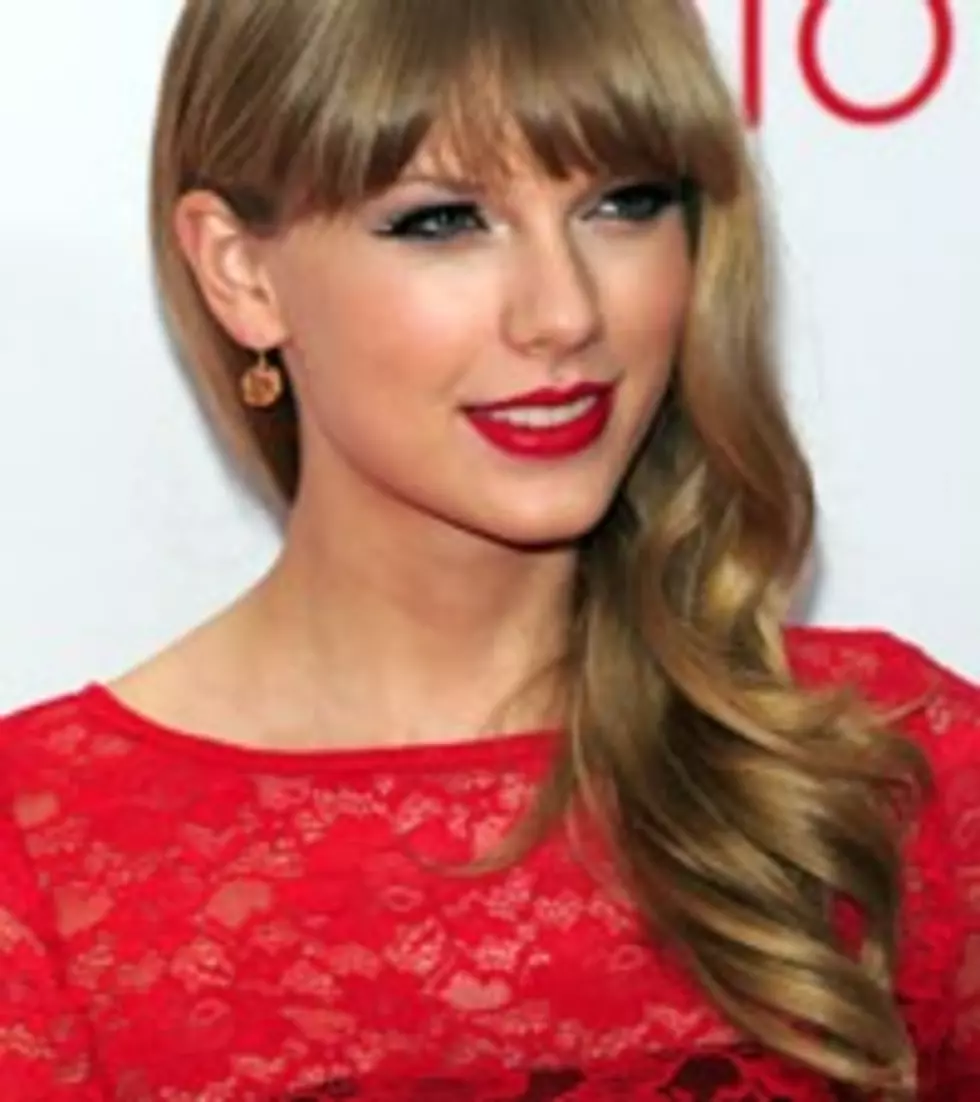 Taylor Swift ‘Red’ Songs Aim to ‘Surprise’