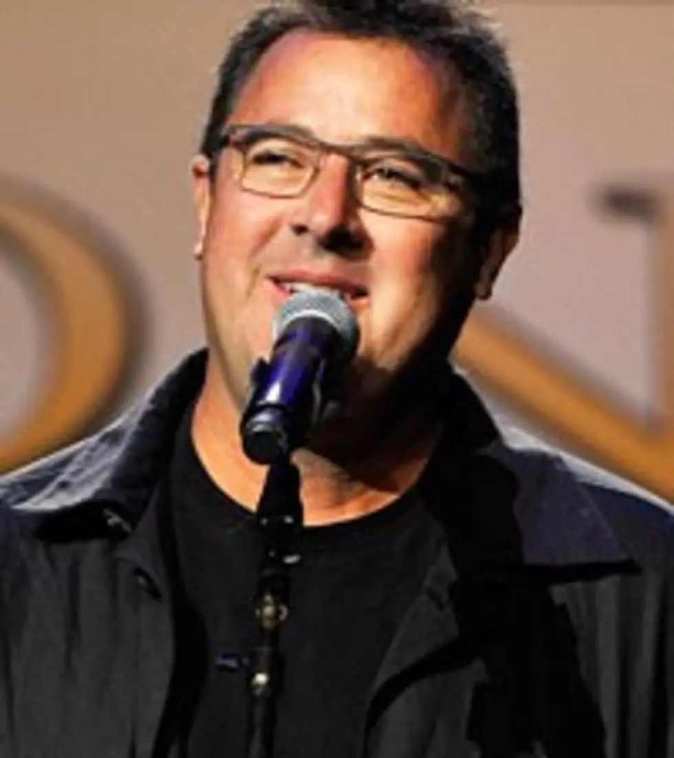 Vince Gill Keeps Timeless Music Jumping