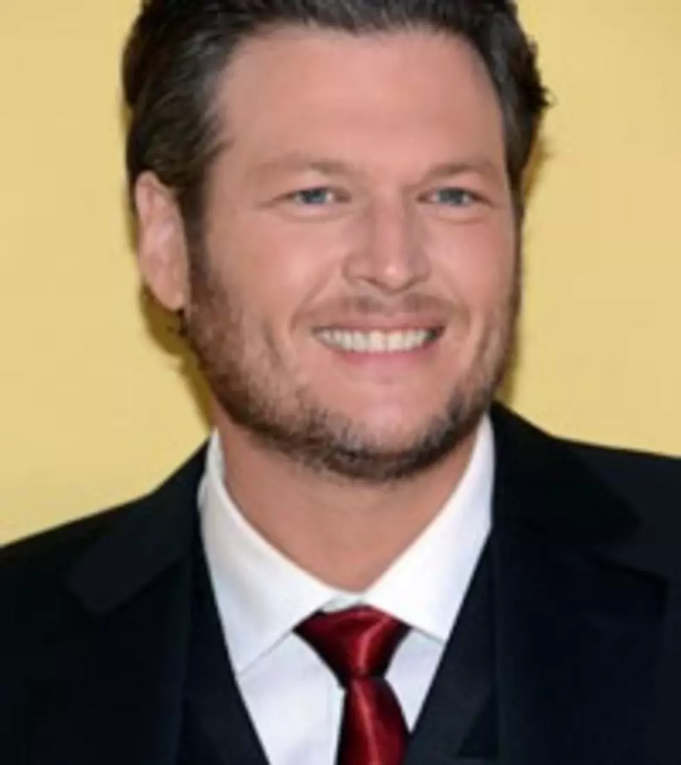 2012 CMA Awards Entertainer of the Year Goes to Blake Shelton!