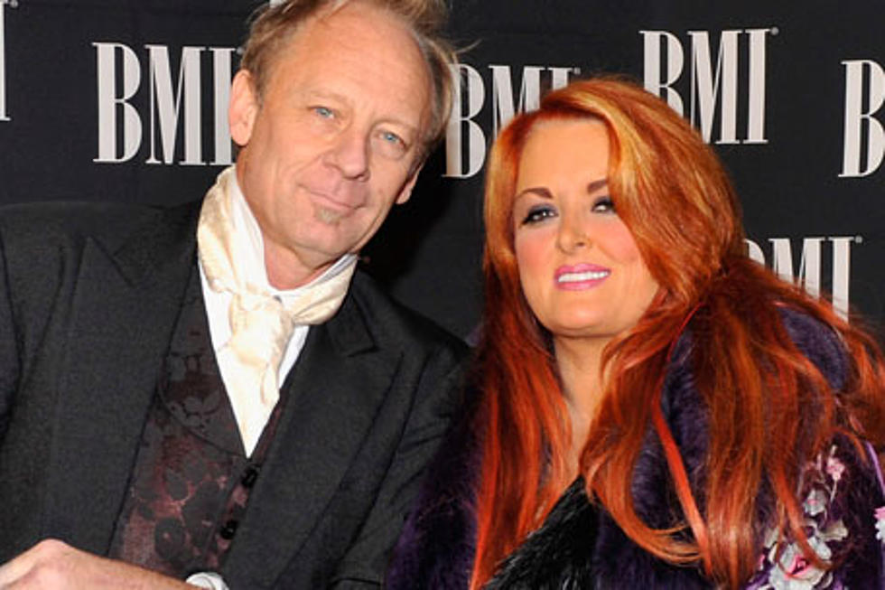 Wynonna, Husband Cactus Moser Perform Together for First Time Post-Accident