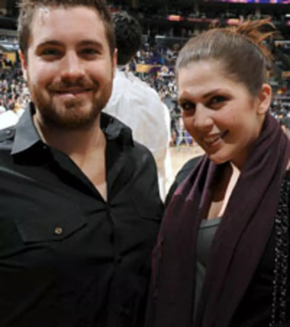 Hillary Scott&#8217;s Husband on &#8216;Same Page,&#8217; Different Bus