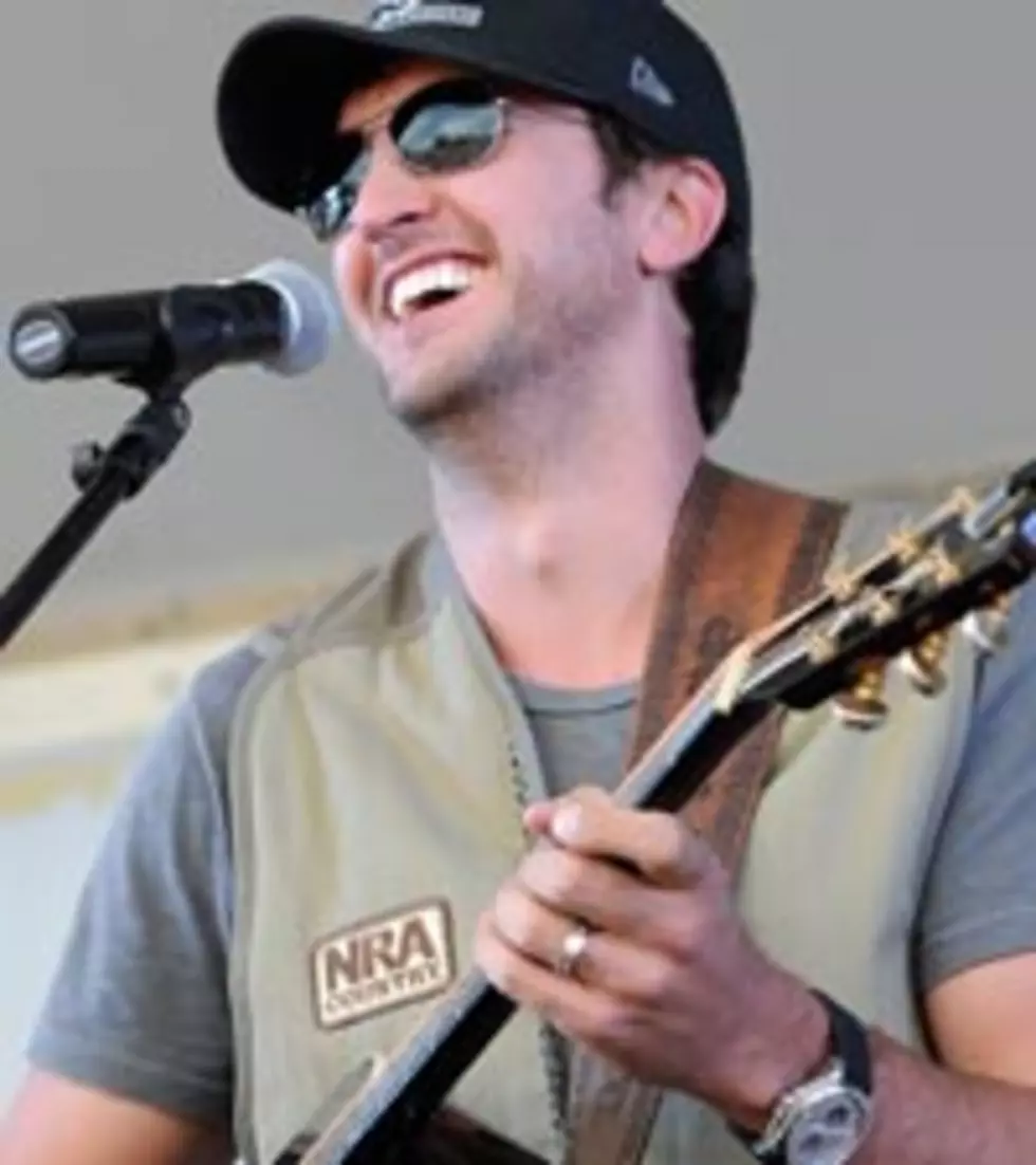 Luke Bryan Tour 2013 Gives Singer ‘Inner Peace’