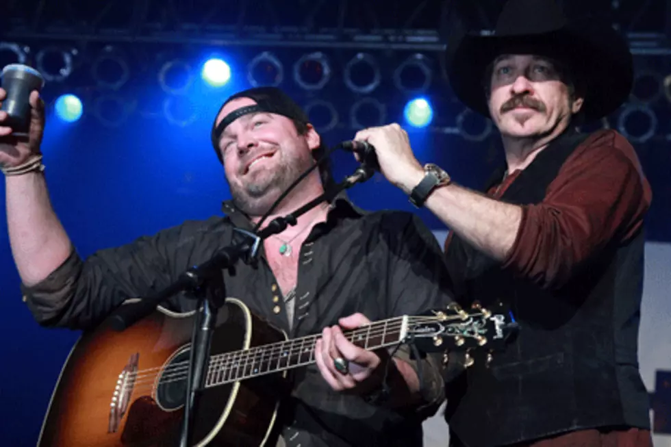 Nash Bash: Lee Brice, Darius Rucker, Sara Evans & the Henningsens Close the Country-Fried Party