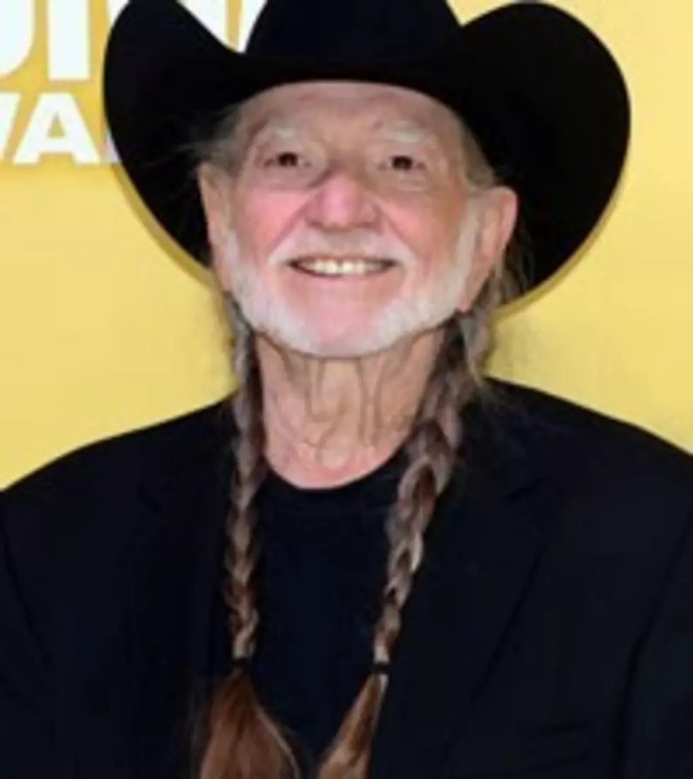 Willie Nelson Duets Album in the Works; Tate Stevens Honored in Hometown + More: Country Music News Roundup