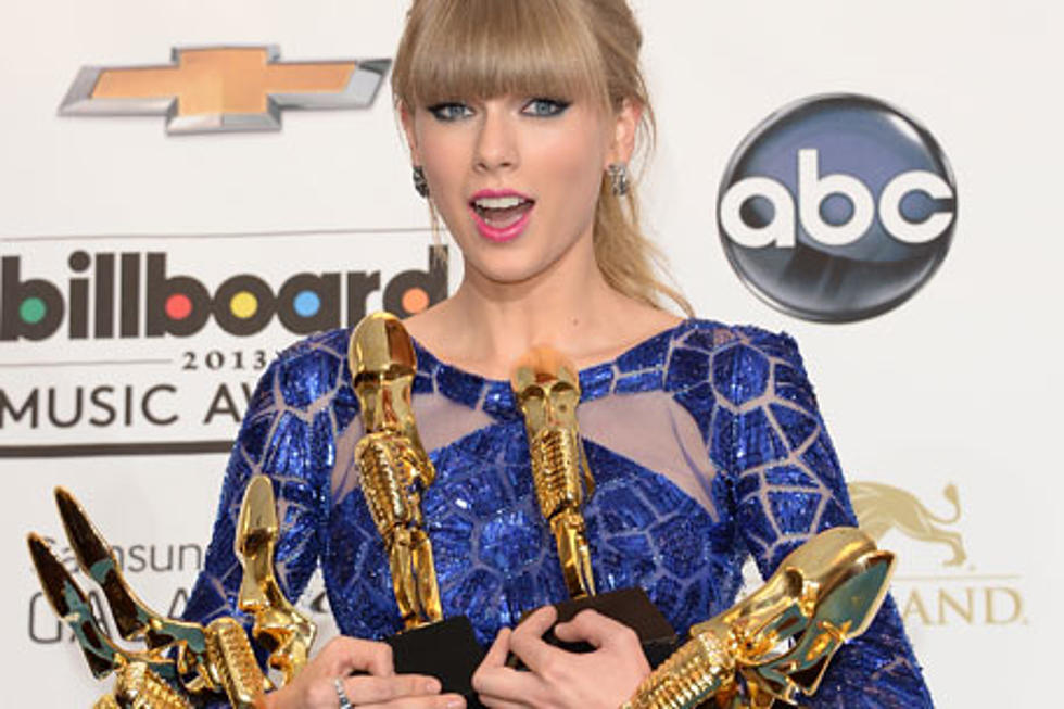 Taylor Swift Dominates at 2013 Billboard Music Awards