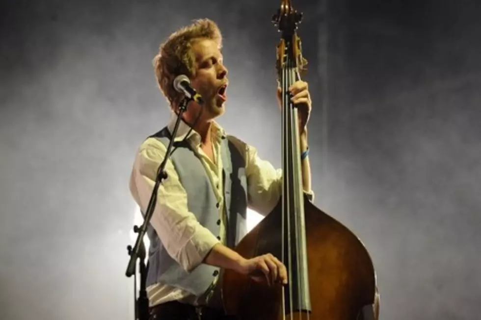 Mumford &amp; Sons Postpone Shows Due to Bassist&#8217;s Surgery