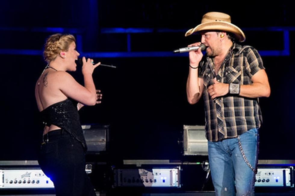 Kelly Clarkson Joins Jason Aldean Onstage at Wrigley Field