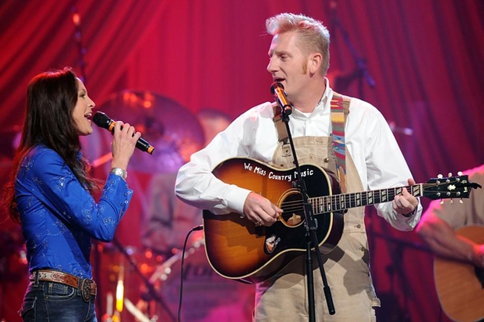 The Story Behind the Plus Sign in Joey + Rory’s Duo Name