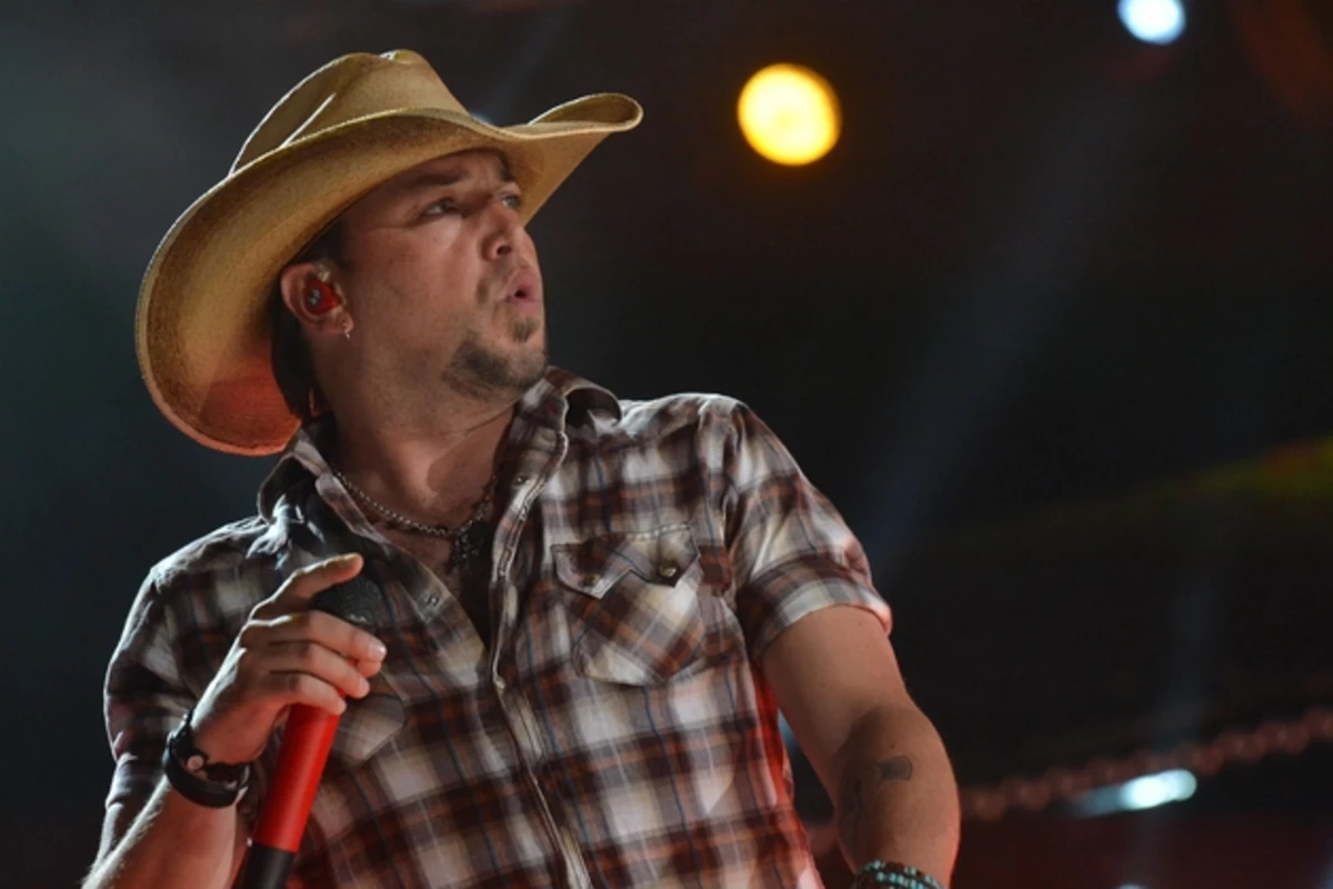 Jason Aldean Sells Out First Stadium Date of 2014 Burn It Down Tour