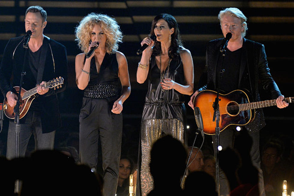 Vocal Group of the Year Goes to Little Big Town at 2013 CMA Awards