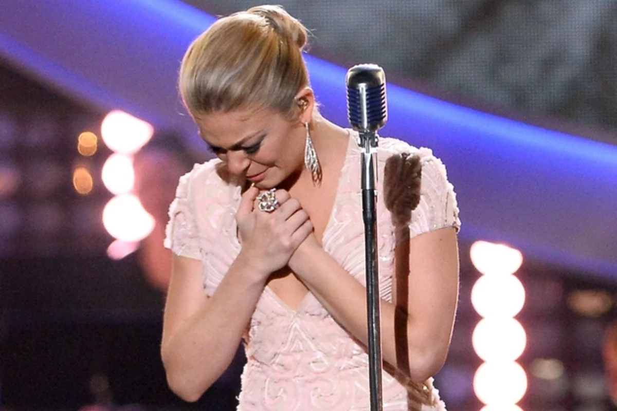 LeAnn Rimes Patsy Cline tribute ACAs 2013