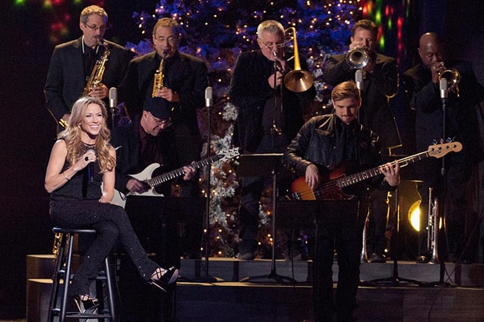 Sheryl Crow Brings 'Chestnuts' to 'CMA Country Christmas'