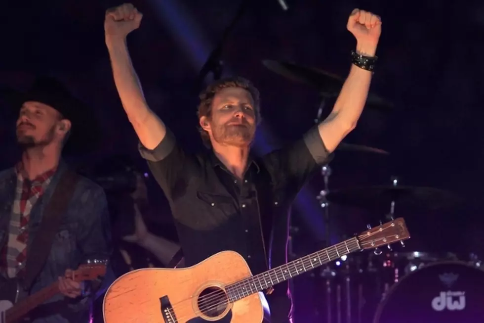 Dierks Bentley Gets &#8216;Drunk on a Plane&#8217; With New Single