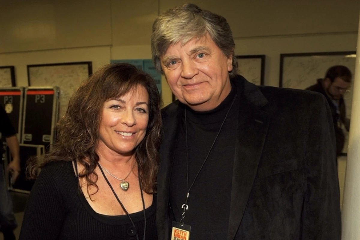 Phil Everly Of The Everly Brothers Dead At 74