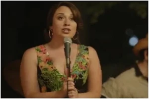 Amber Hayes, 'Cotton Eyed Joe' Exclusive Video Premiere