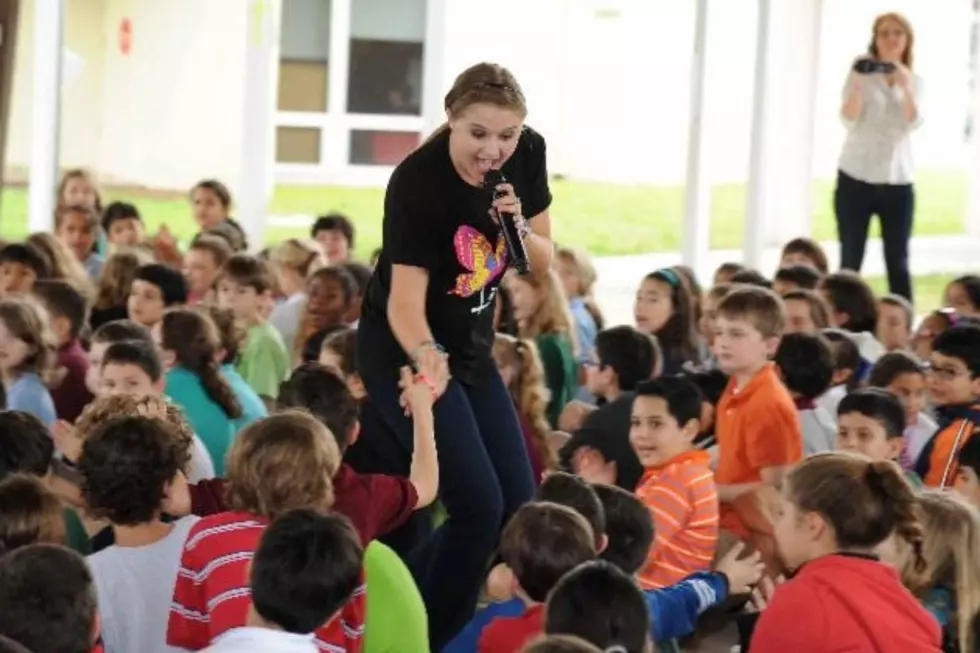Lizzie Sider Continues Anti-Bullying Tour