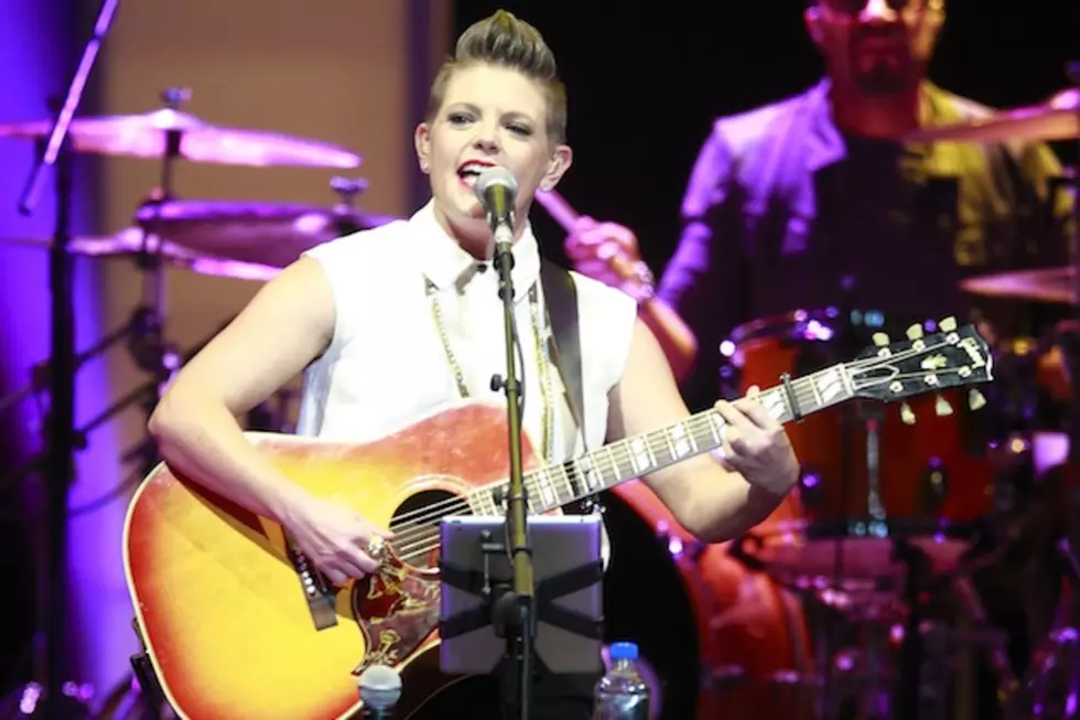 Dixie Chicks Cover Miley Cyrus' 'Wrecking Ball'