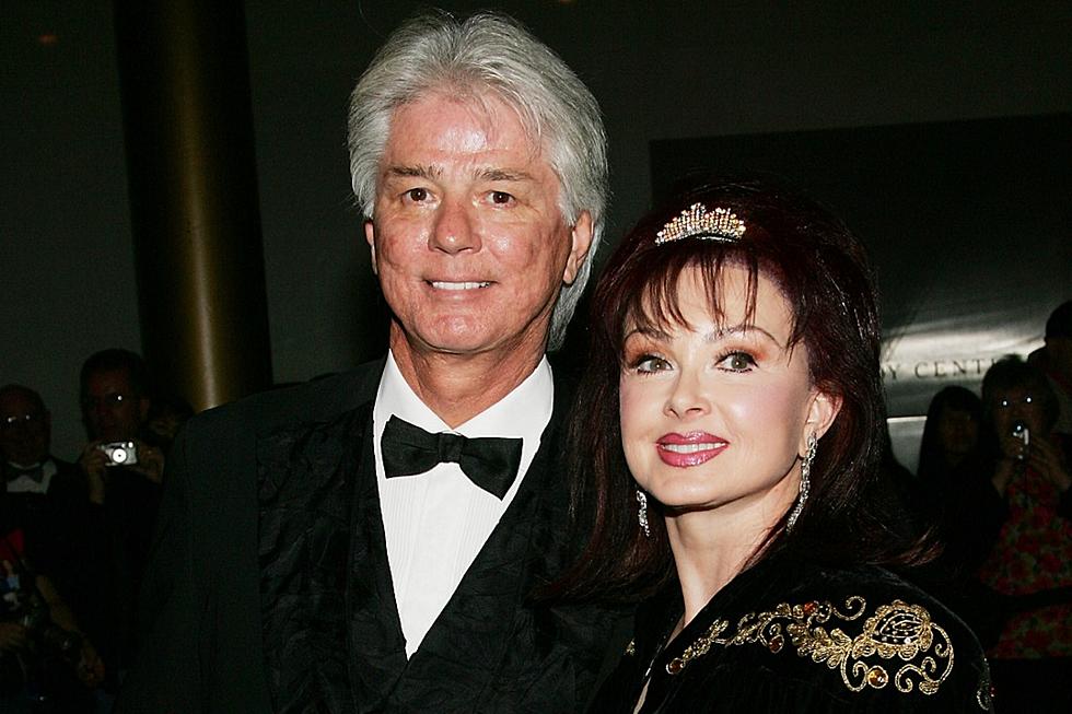 33 Years Ago: Naomi Judd Marries Larry Strickland