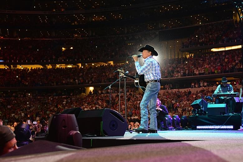 George Strait Shatters Attendance Record at Farewell Concert