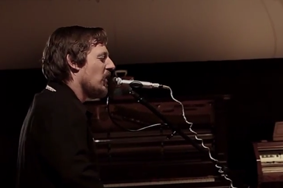 Sturgill Simpson Releases Song Recorded in RCA Studio A
