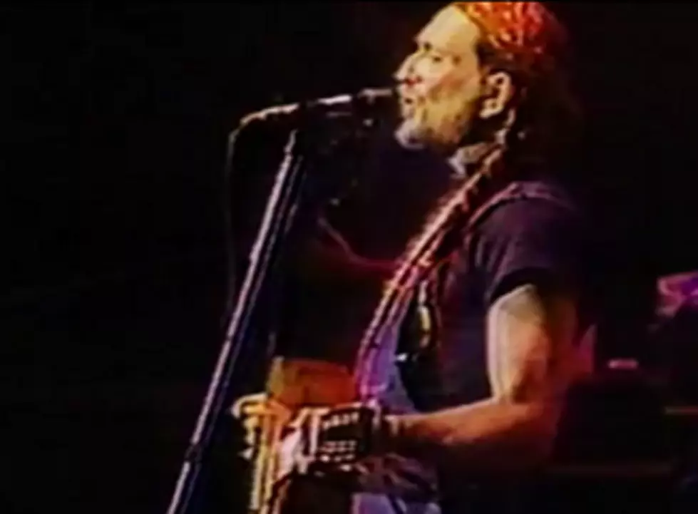 44 Years Ago: Willie Nelson and Leon Russell Share No. 1 Spot With ‘Heartbreak Hotel’ Remake