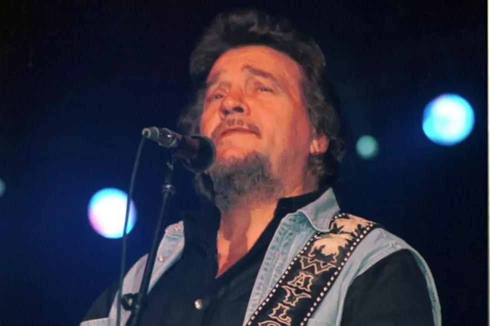 49 Years Ago: Waylon Jennings’ ‘I’m a Ramblin’ Man’ Hits No. 1