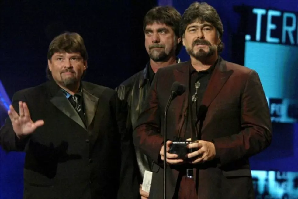 39 Years Ago: Alabama Become First Country Group to Go Triple Platinum
