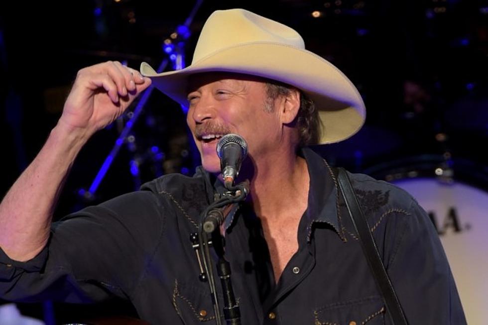 Alan Jackson Embarking on 25th Anniversary Keepin&#8217; It Country Tour