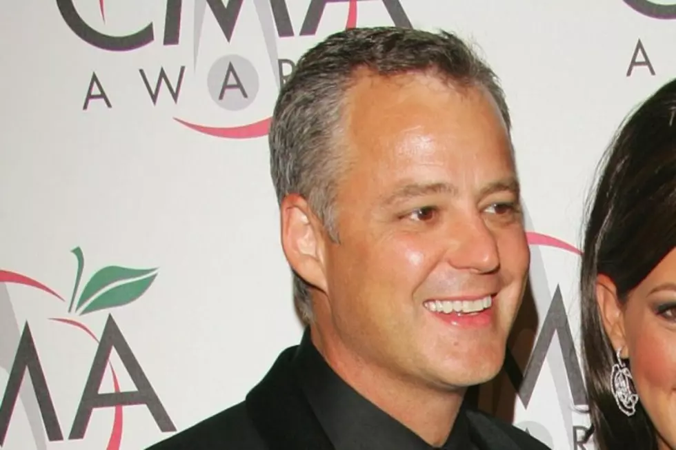 Sara Evans&#8217; Ex-Husband Sues TMZ for Defamation