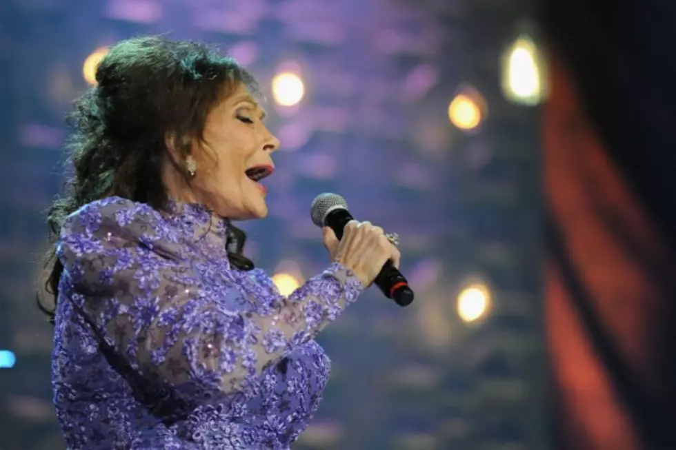 56 Years Ago: Loretta Lynn Earns First No. 1 With &#8216;Don&#8217;t Come Home a&#8217;Drinkin&#8217; (With Lovin&#8217; on Your Mind)&#8217;