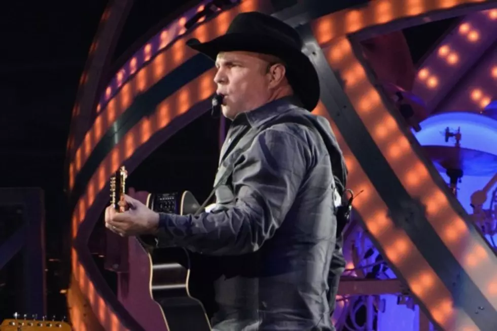 Garth Brooks Sells Over One Million Tickets for World Tour