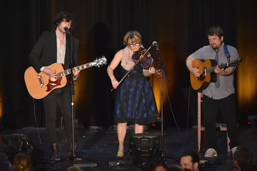 22 Years Ago: Nickel Creek Release Their Debut Album